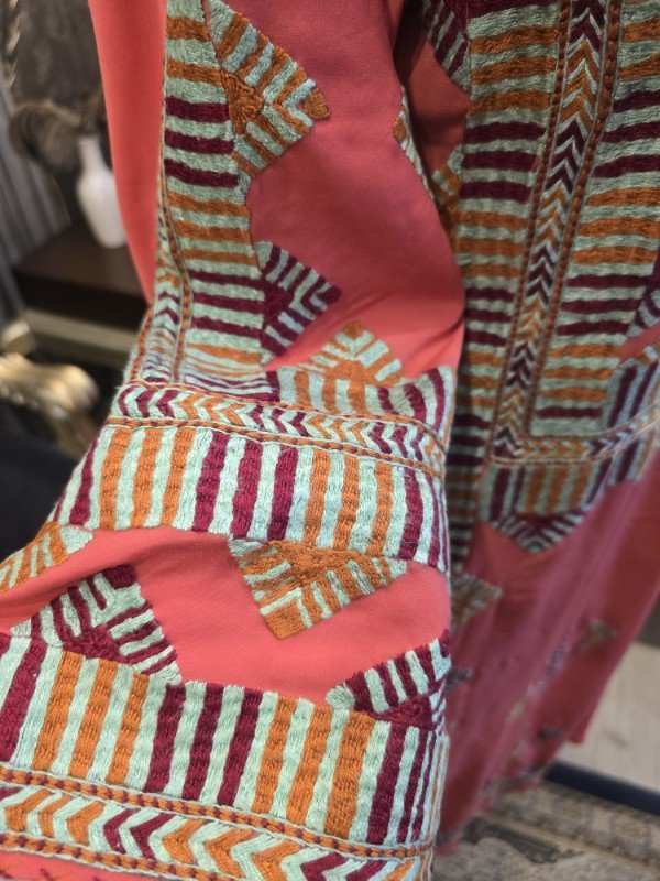 Balochi Mausam doch |Balochi kurta| jalar
⭐Handwork
⭐3 piece
Unstitched
⭐Colour : Coral blush
Length 44 inches
⭐Material: Premium quality Georgette
⭐Cash on delivery across Pakistan
other countries advance payment only.