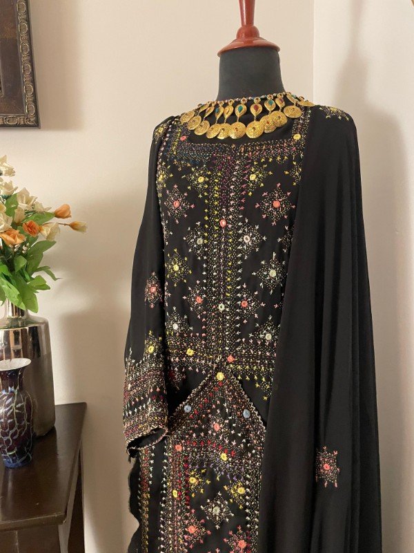 Handmade Balochi Dress | Shoolok Design | Running Stitch
