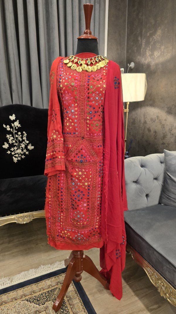 Handmade Balochi Dress – Shoolok Design | Traditional Hand Embroidery - Image 3