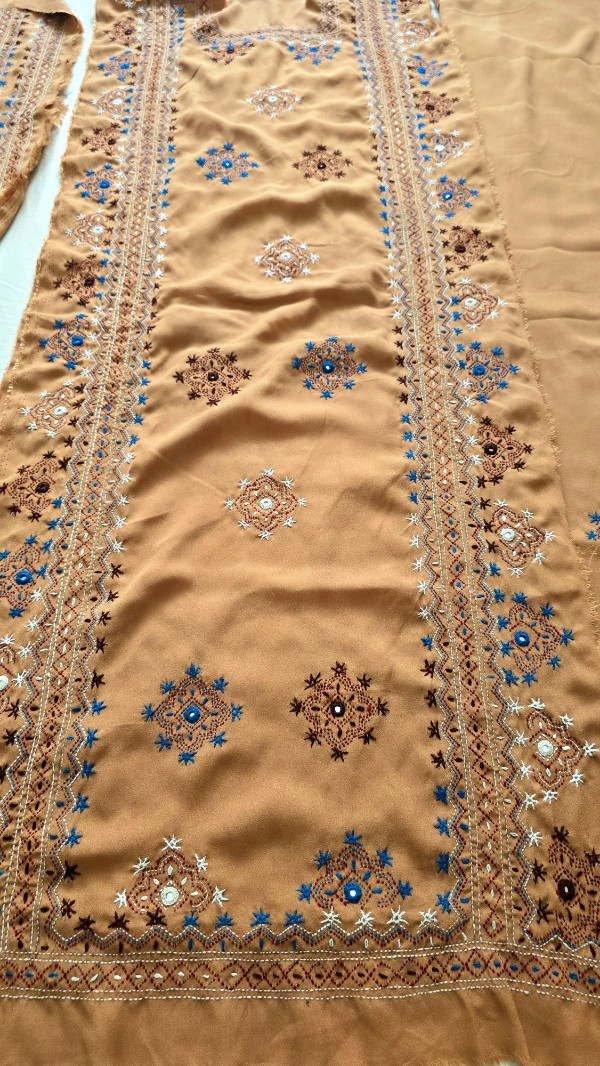 Handmade Balochi Dress | Shoolok | Running Stitch - Image 5