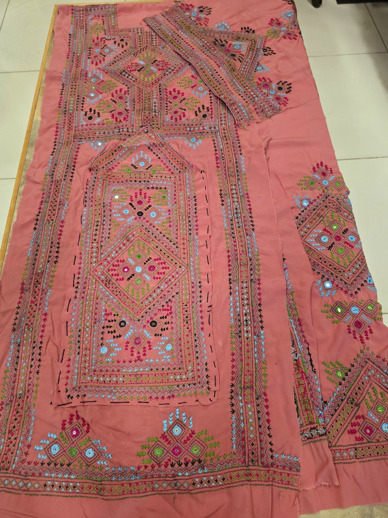 Balochi Hand Embroidered 3-Piece | Traditional Craft, Contemporary Colour |Balochi dress - Image 3